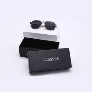 Quyosh ko'zoynaklari qutisi